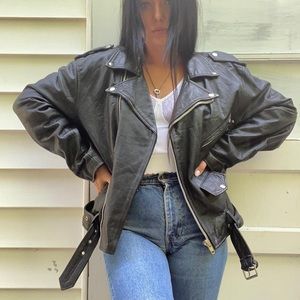 1970S TRUE VINTAGE PEBBLED LEATHER WAIST BUCKLE SNAP COLLAR CAFE RACER COAT